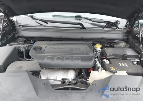 2019 Jeep Cherokee Latitude 4X4 z USA, uszkodzony, nr VIN 1C4PJMCB1KD269314